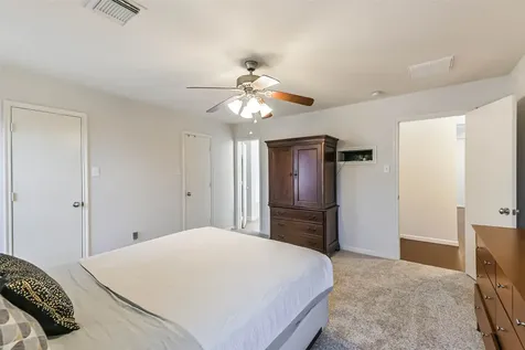 3711 Norwood Glen Lane Friendswood TX 77546