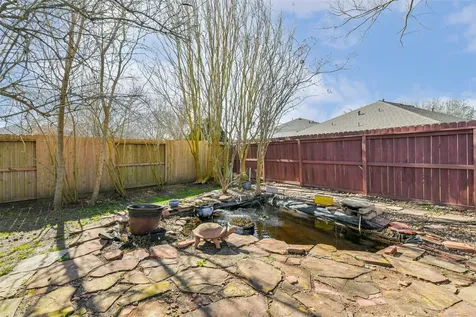 3711 Norwood Glen Lane Friendswood TX 77546
