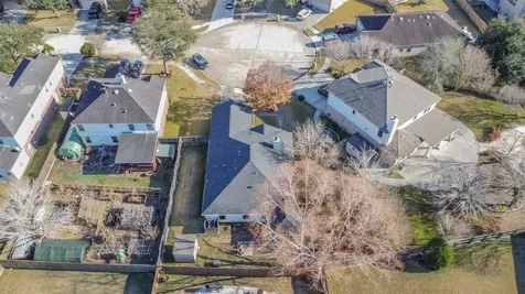 3711 Norwood Glen Lane Friendswood TX 77546