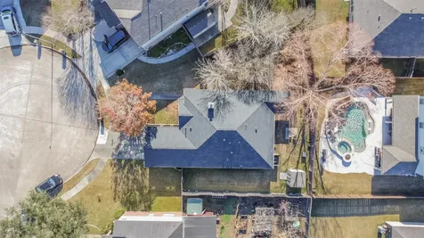 3711 Norwood Glen Lane Friendswood TX 77546