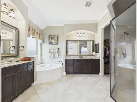 2323 Darden Springs Lane Friendswood TX 77546