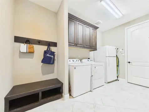 2323 Darden Springs Lane Friendswood TX 77546