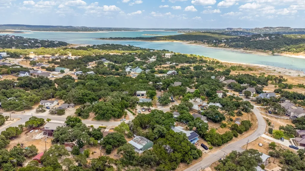 1103 Timberlane Canyon Lake TX 78133