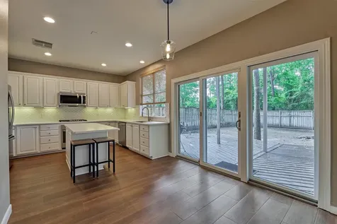 93 N Apple Springs Circle The Woodlands TX 77382