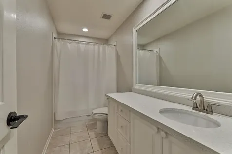 93 N Apple Springs Circle The Woodlands TX 77382