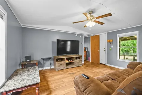 184 Cooks Trail Livingston TX 77351