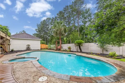 1911 Tawny Oaks Drive Kingwood TX 77345