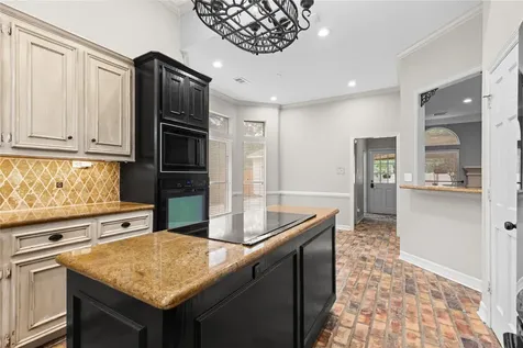 1911 Tawny Oaks Drive Kingwood TX 77345