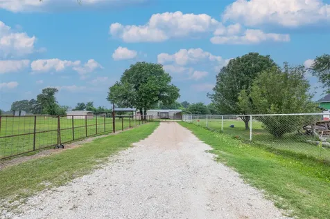 11846 Prairie Hill Drive Hearne TX 77859