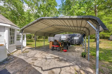 167 County Road 3185 Cleveland TX 77327