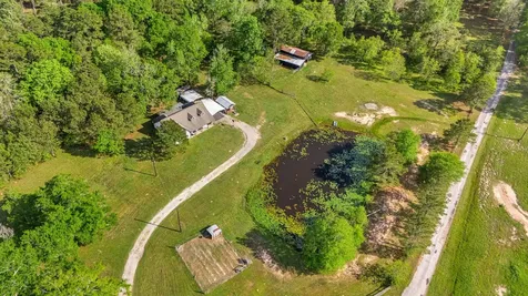 167 County Road 3185 Cleveland TX 77327