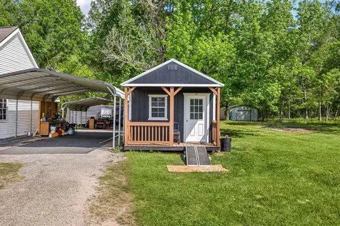 167 County Road 3185 Cleveland TX 77327