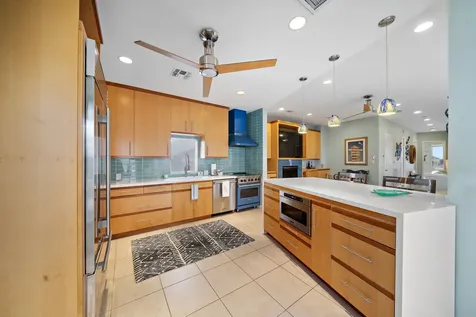 4207 Barataria Court Galveston TX 77554