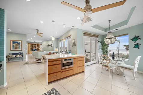 4207 Barataria Court Galveston TX 77554