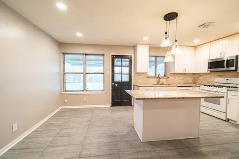 7406 Baneway Drive Houston TX 77072
