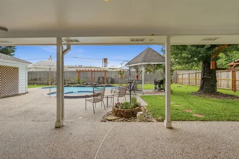 16807 Memorial Oaks Lane Spring TX 77379