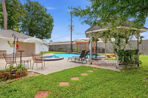 16807 Memorial Oaks Lane Spring TX 77379