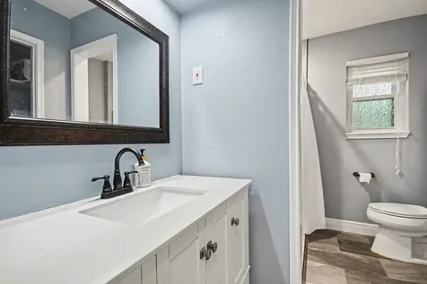 114 E Wildwinn Drive Alvin TX 77511