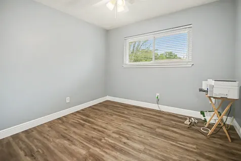 114 E Wildwinn Drive Alvin TX 77511