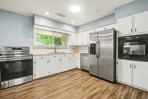 114 E Wildwinn Drive Alvin TX 77511