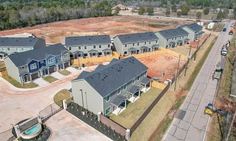 14010 Longstreet Building 3 B Willis TX 77318
