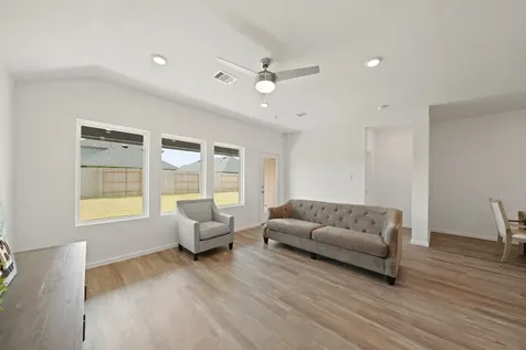 4052 Sun Burst Lane Brookshire TX 77423
