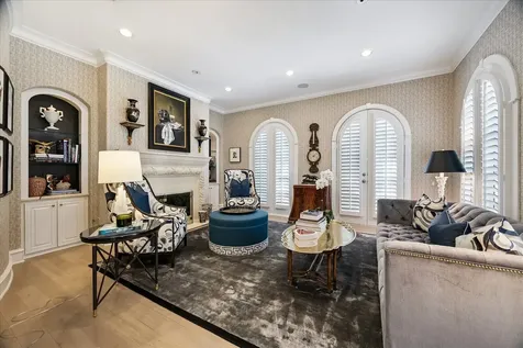 3 Exbury Way Houston TX 77056