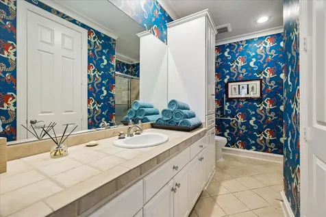 3 Exbury Way Houston TX 77056