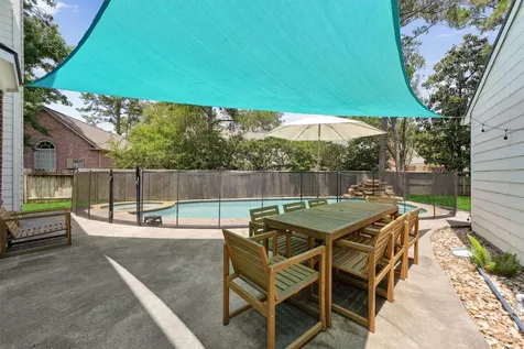 74 W Summer Storm Circle The Woodlands TX 77381