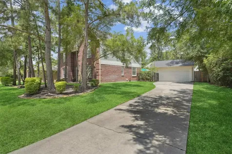 74 W Summer Storm Circle The Woodlands TX 77381