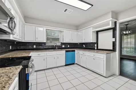 2402 Oak Shores Drive Houston TX 77339