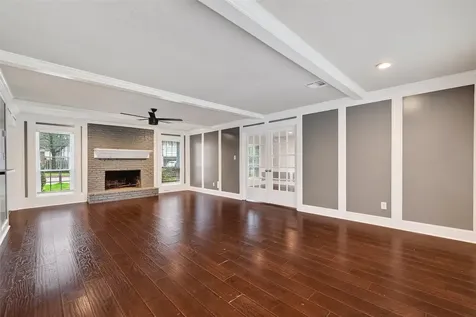 2402 Oak Shores Drive Houston TX 77339