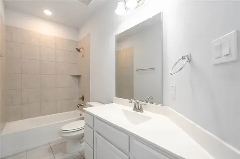 1303 Gardenia Drive Houston TX 77018