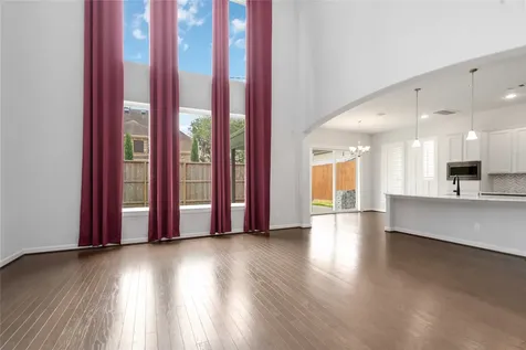 1303 Gardenia Drive Houston TX 77018