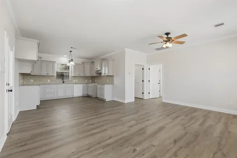 500 Burwell Road Highlands TX 77562