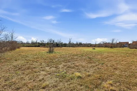 500 Burwell Road Highlands TX 77562