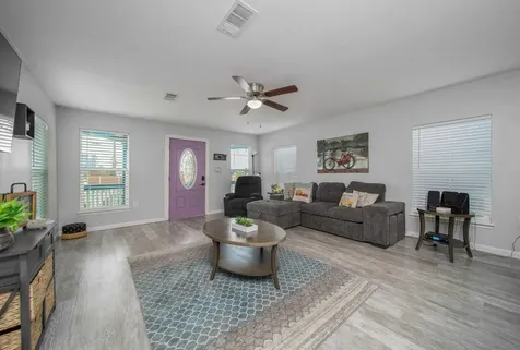6317 P 1/2 Galveston TX 77551