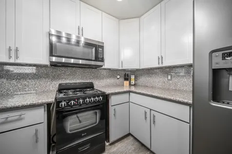 6317 P 1/2 Galveston TX 77551
