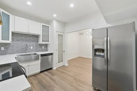 2100 Tanglewilde Street 625 Houston TX 77063