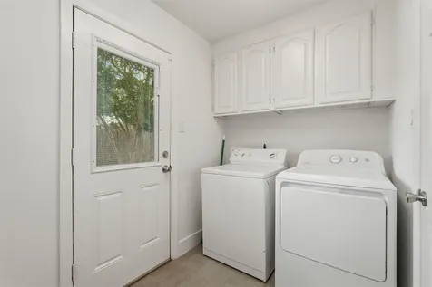 1219 Wisterwood Drive Houston TX 77043