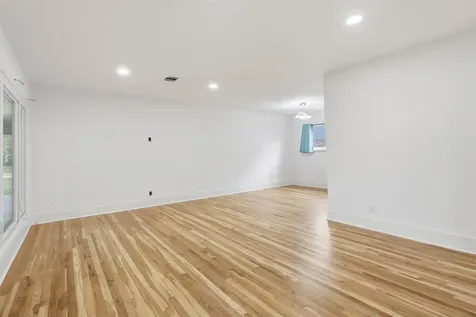 1219 Wisterwood Drive Houston TX 77043