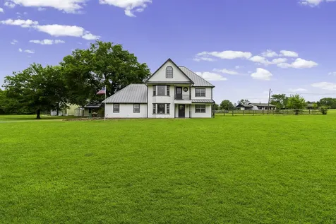 1985 Eastridge Lane Madisonville TX 77864