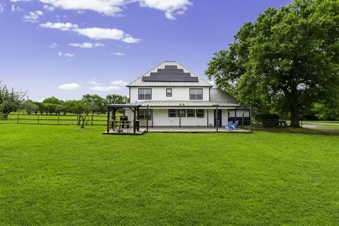 1985 Eastridge Lane Madisonville TX 77864