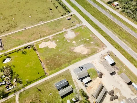 13355 & 13405 Pleasant Valley Drive Rosharon TX 77583