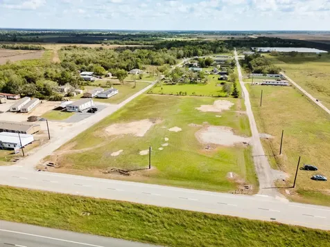 13355 & 13405 Pleasant Valley Drive Rosharon TX 77583
