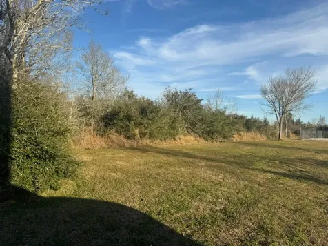 13622 Charlie Roberts Road Kendleton TX 77451