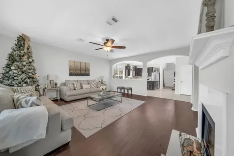 4502 Baron Road Baytown TX 77521