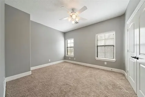 835 Garden Oaks Trace Houston TX 77018