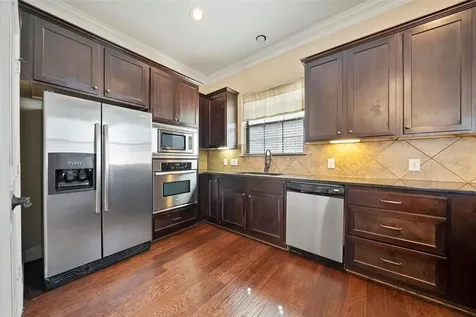 835 Garden Oaks Trace Houston TX 77018