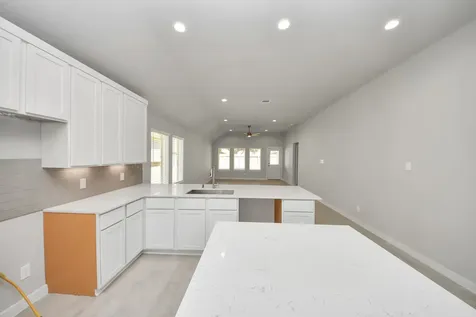 11107 Rose River Drive Houston TX 77044